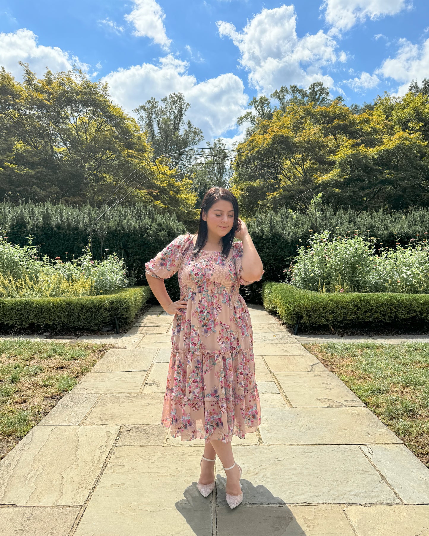 Maddy Exclusive In Beige Floral