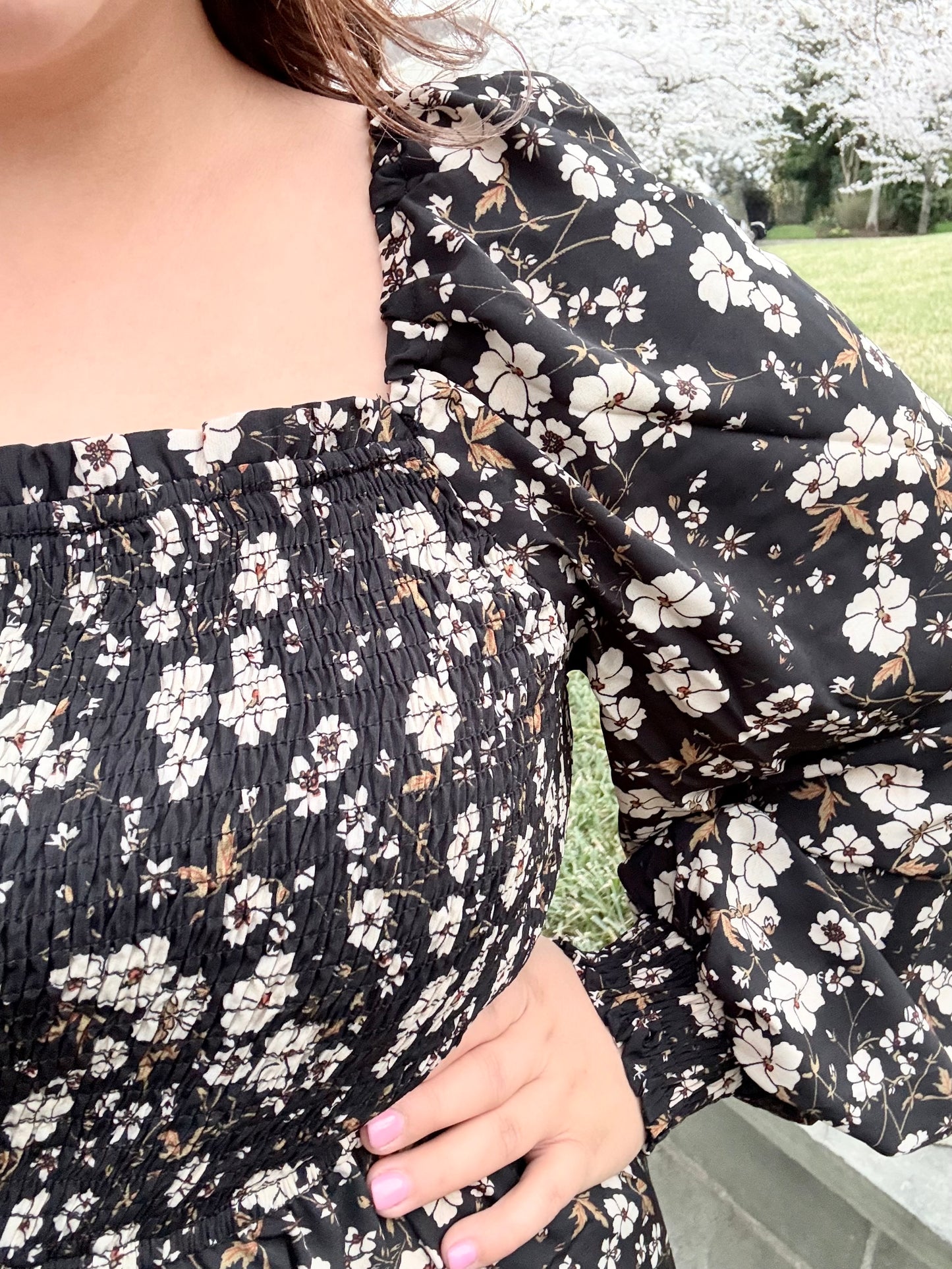 Roselin Black Dress